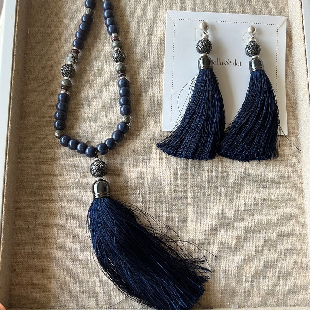 Stella Dot Tassel Necklace And Earring Set 100$